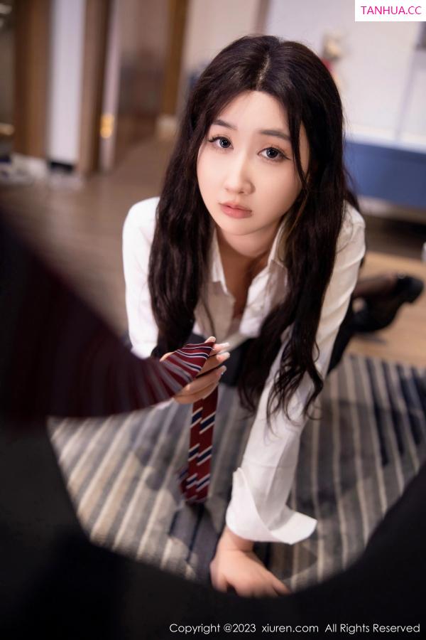 江真真  [XiuRen]高清写真图 2023.03.02 No.6350 江真真 短裙美臀第60张图片